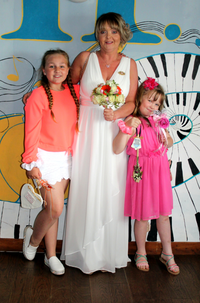 Alison and the girls.